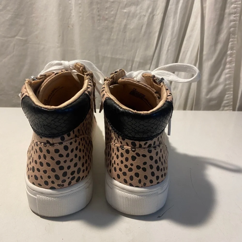 Universal Thread cheetah print ankle high shoes  laceup & side zipper 7.5 NWT - Picture 3 of 7